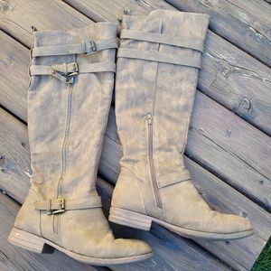 Size 8 tall beige boots